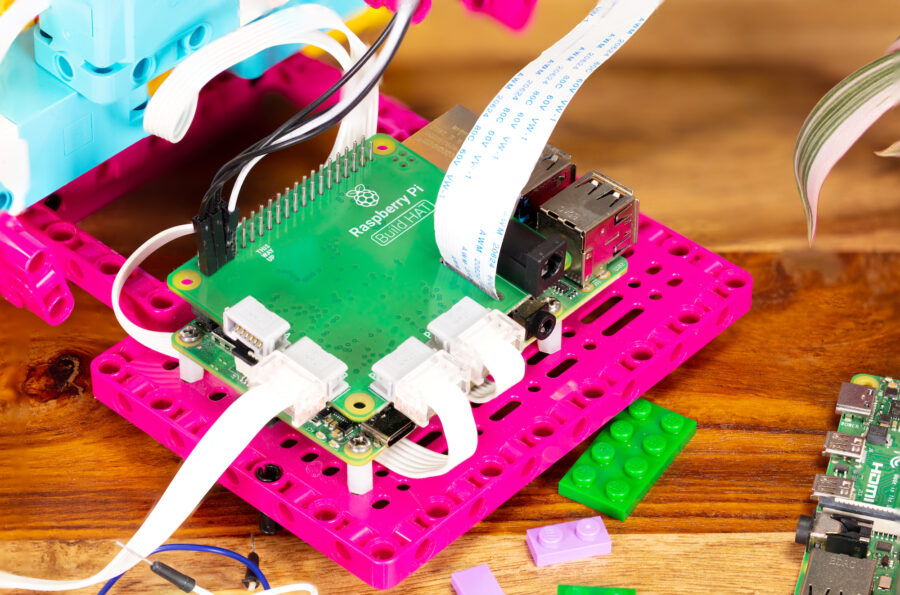 Conoce el Build HAT de LEGO para Raspberry Pi - 330ohms