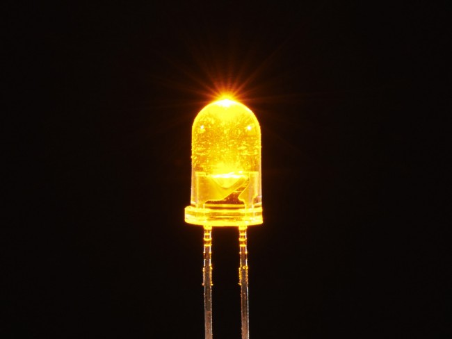 LED Amarillo Claro 3mm - 10 pzas - 330ohms